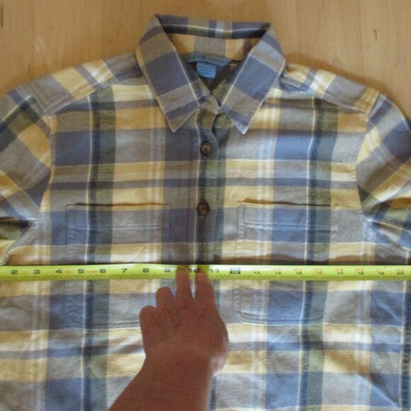 New Duluth Trading Co Flannel top womens medium - Picture 4 of 7